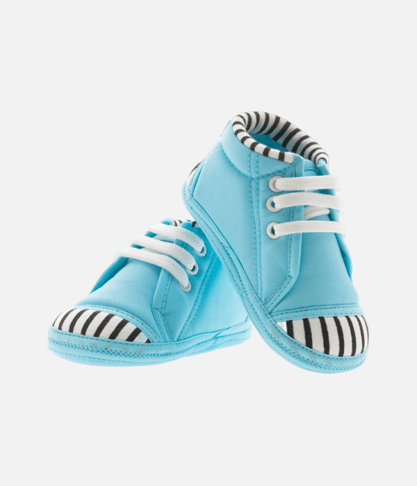 Comfort Lace Sneakers