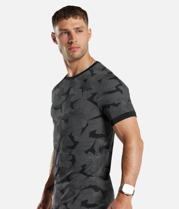 Fitted T-shirt